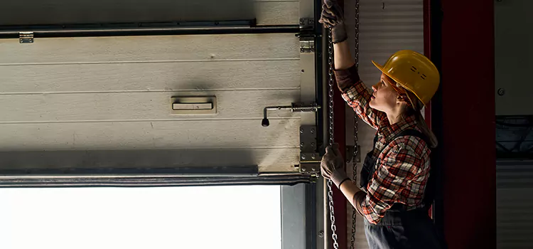 Addressing Common Garage Door Stoppage Issues in Roselle, NJ
